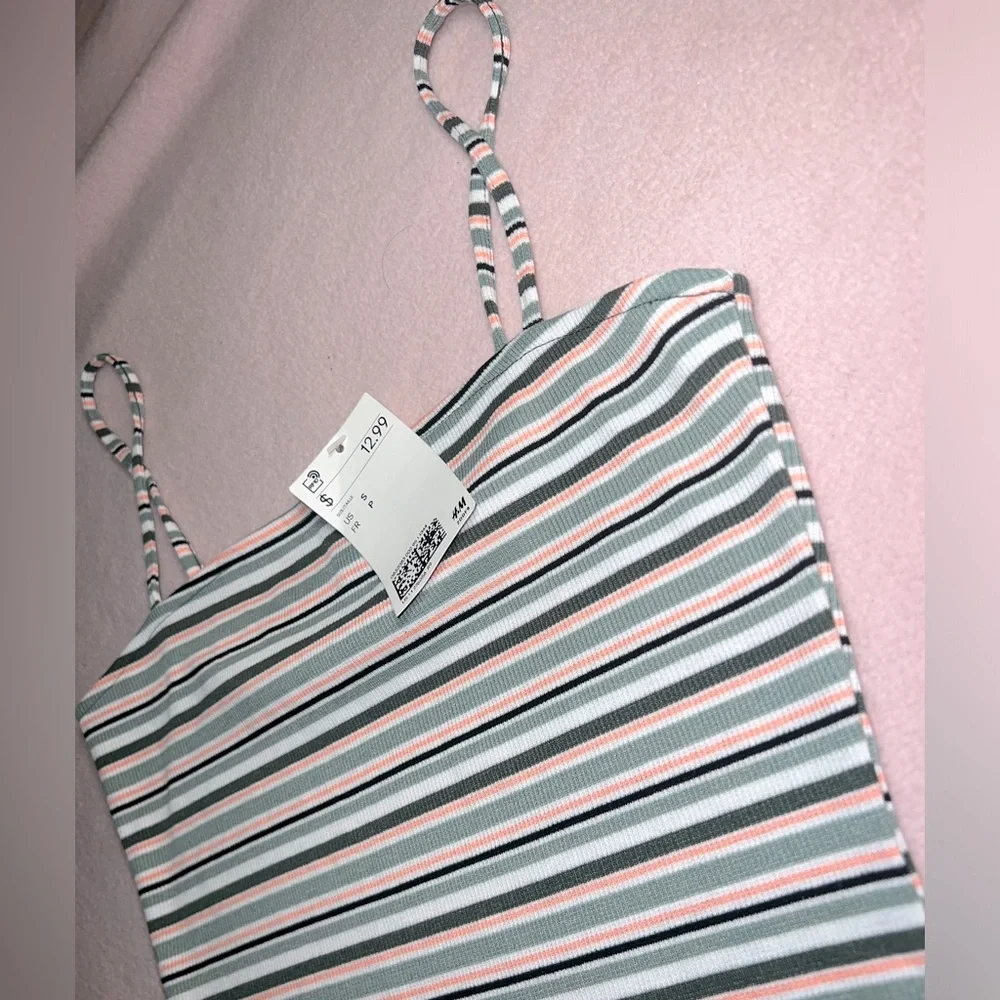 H&M mini dress - Picture 2 of 2